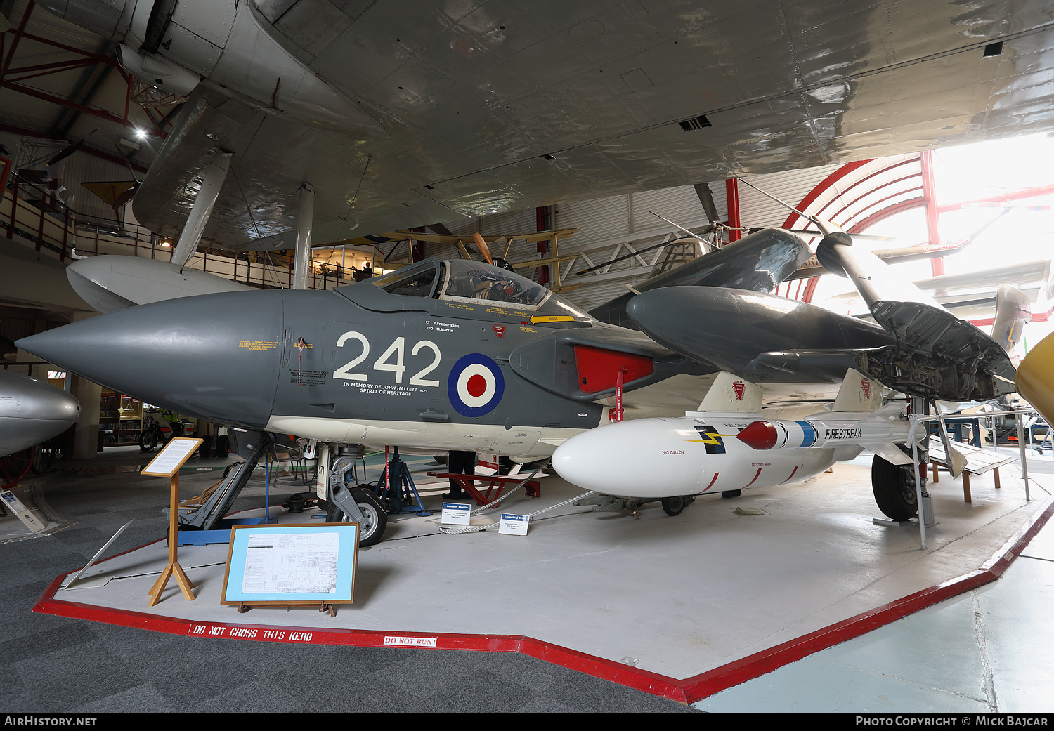 Aircraft Photo of XJ571 | De Havilland D.H. 110 Sea Vixen FAW2 | UK - Navy | AirHistory.net #283665