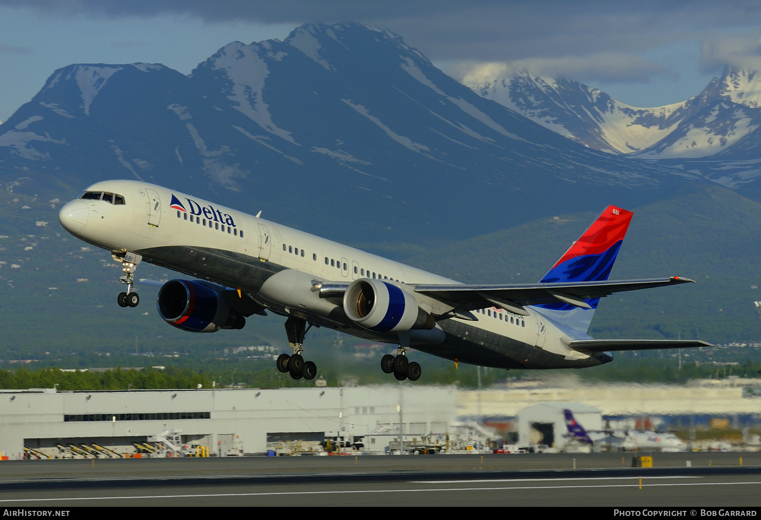 Aircraft Photo of N681DA | Boeing 757-232 | Delta Air Lines | AirHistory.net #283882