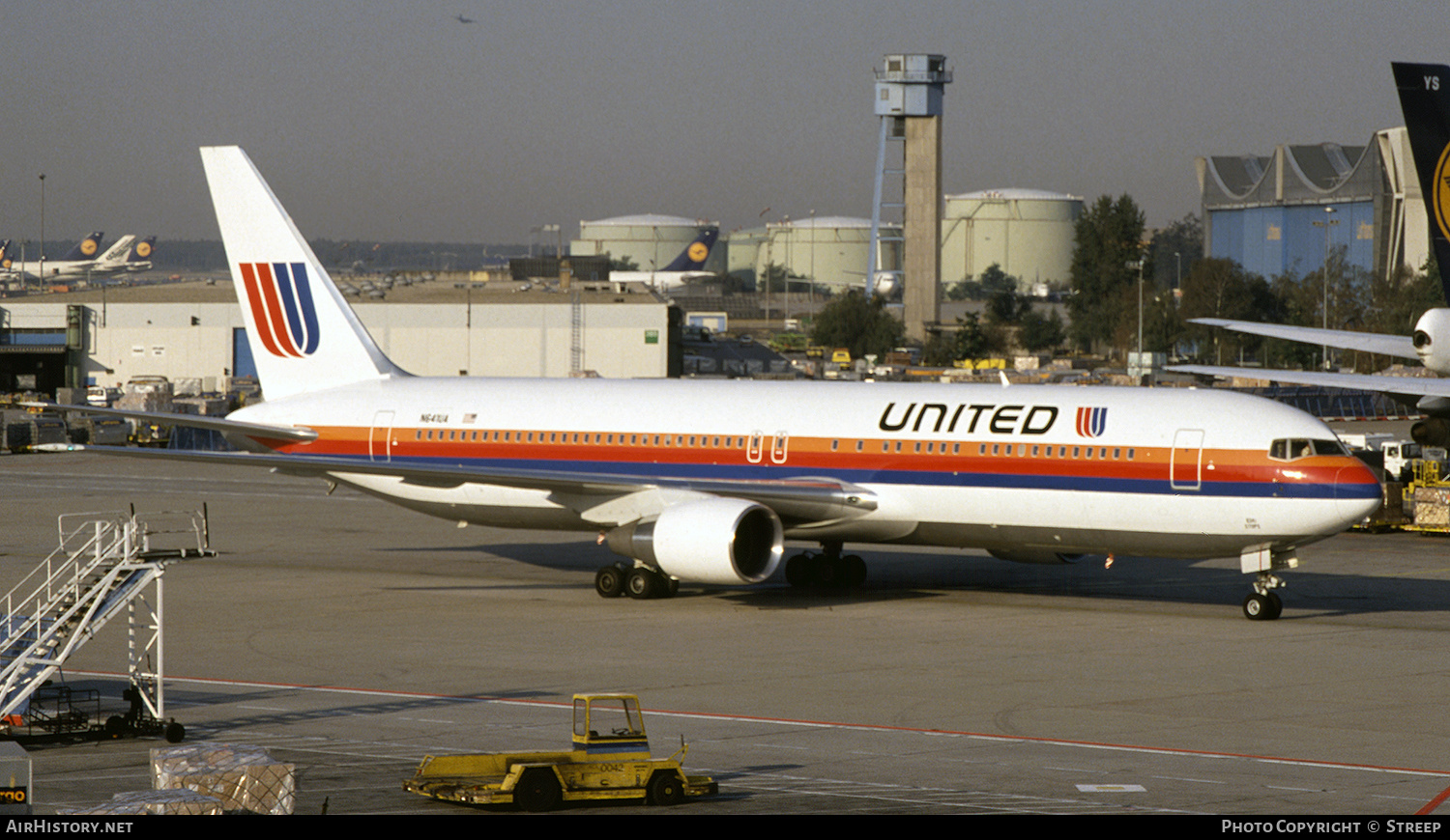Aircraft Photo of N641UA | Boeing 767-322/ER | United Airlines | AirHistory.net #284017