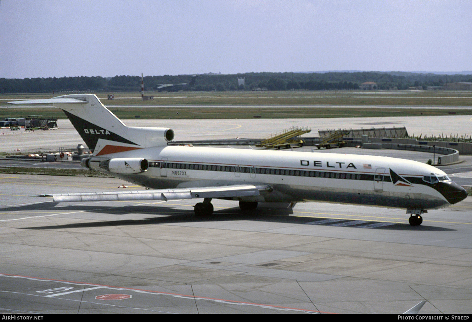 Aircraft Photo of N8872Z | Boeing 727-225 | Delta Air Lines | AirHistory.net #284032