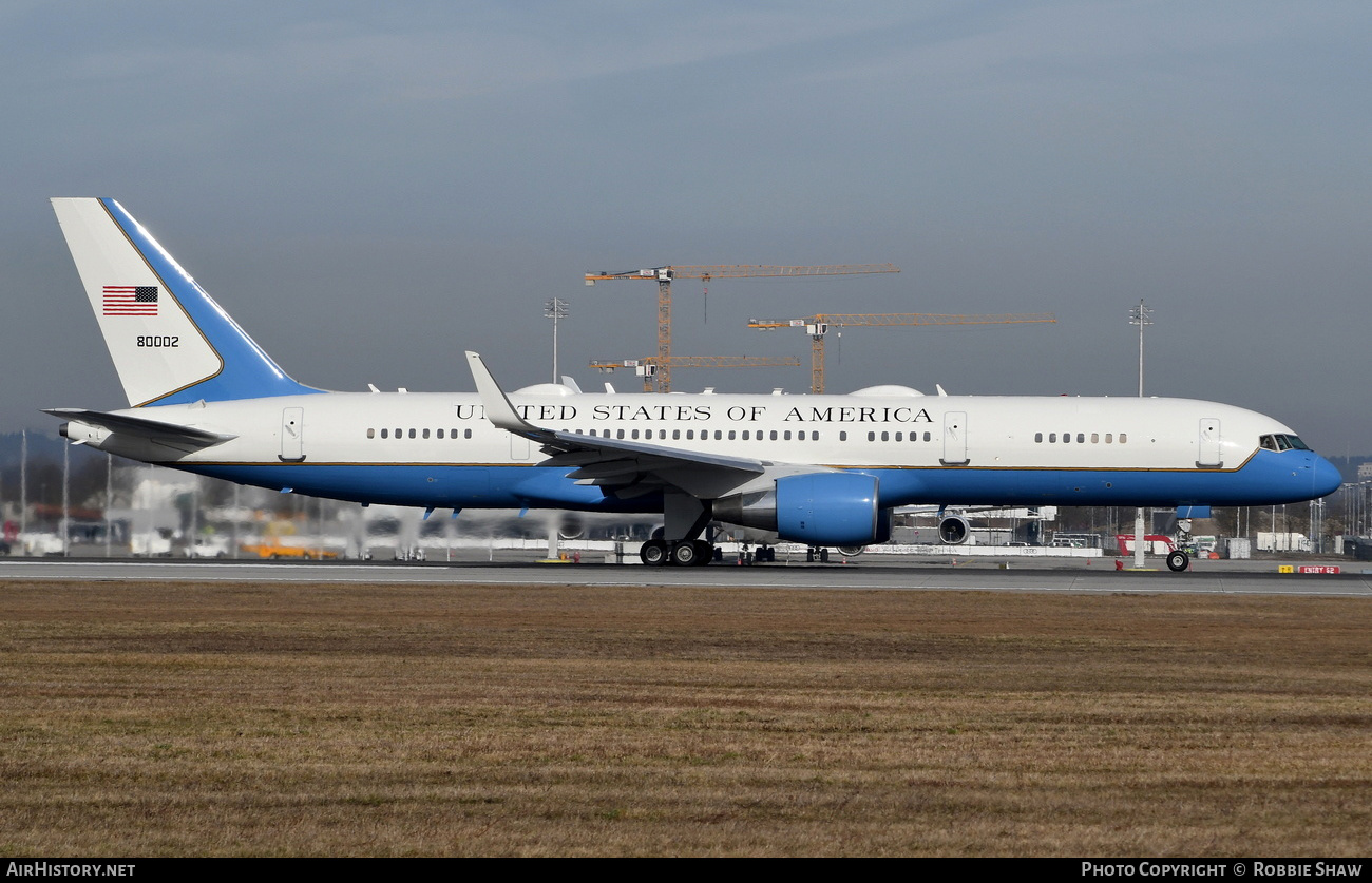 Aircraft Photo of 98-0002 / 80002 | Boeing C-32A (757-200) | USA - Air Force | AirHistory.net #284051