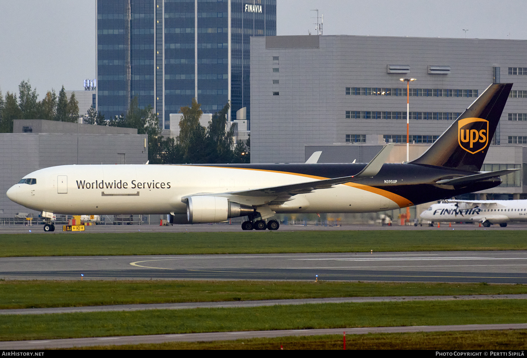 Aircraft Photo of N395UP | Boeing 767-316/ER(BDSF) | United Parcel Service - UPS | AirHistory.net #284057