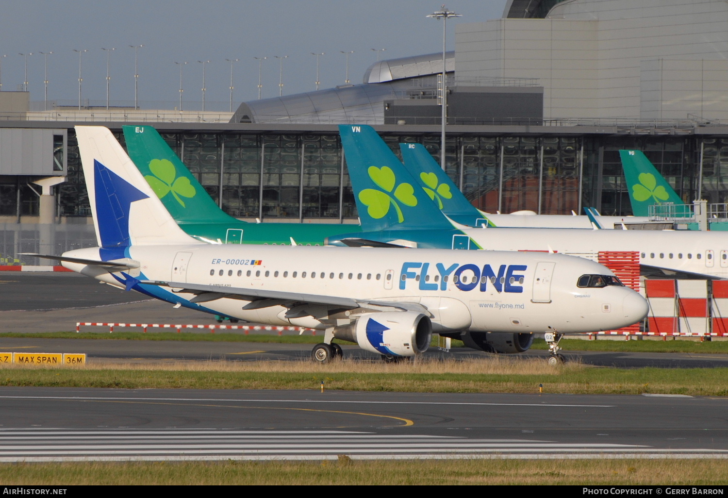 Aircraft Photo of ER-00002 | Airbus A319-112 | FlyOne | AirHistory.net #284058