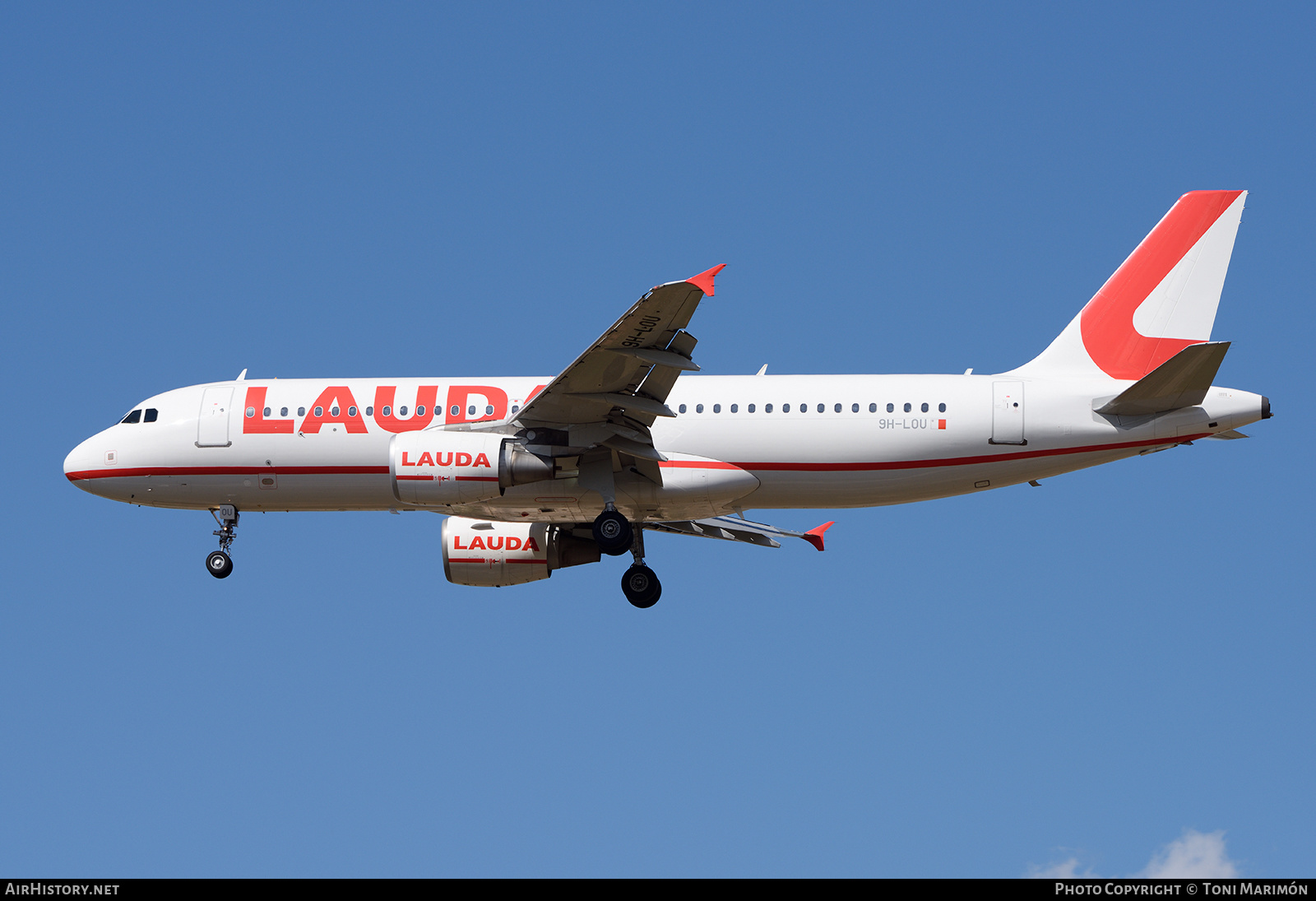 Aircraft Photo of 9H-LOU | Airbus A320-214 | Lauda | AirHistory.net #284068