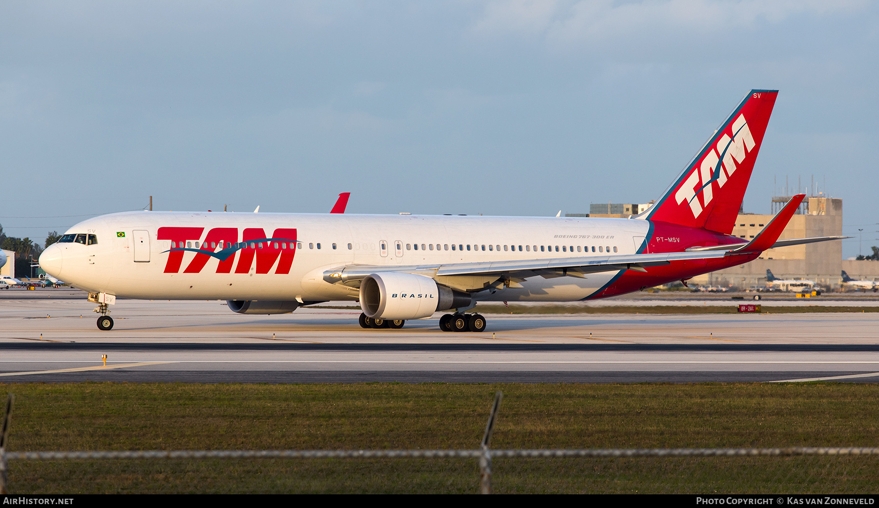 Aircraft Photo of PT-MSV | Boeing 767-316/ER | TAM Linhas Aéreas | AirHistory.net #284078