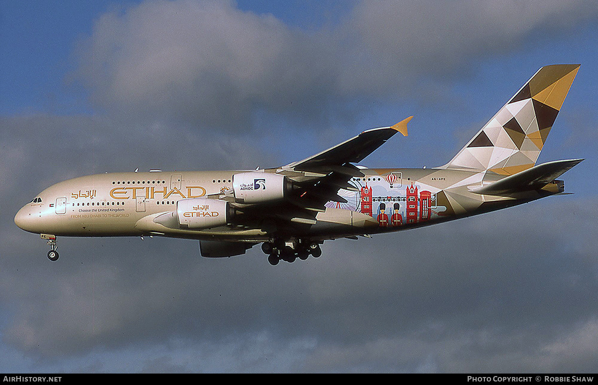 Aircraft Photo of A6-APE | Airbus A380-861 | Etihad Airways | AirHistory.net #284139
