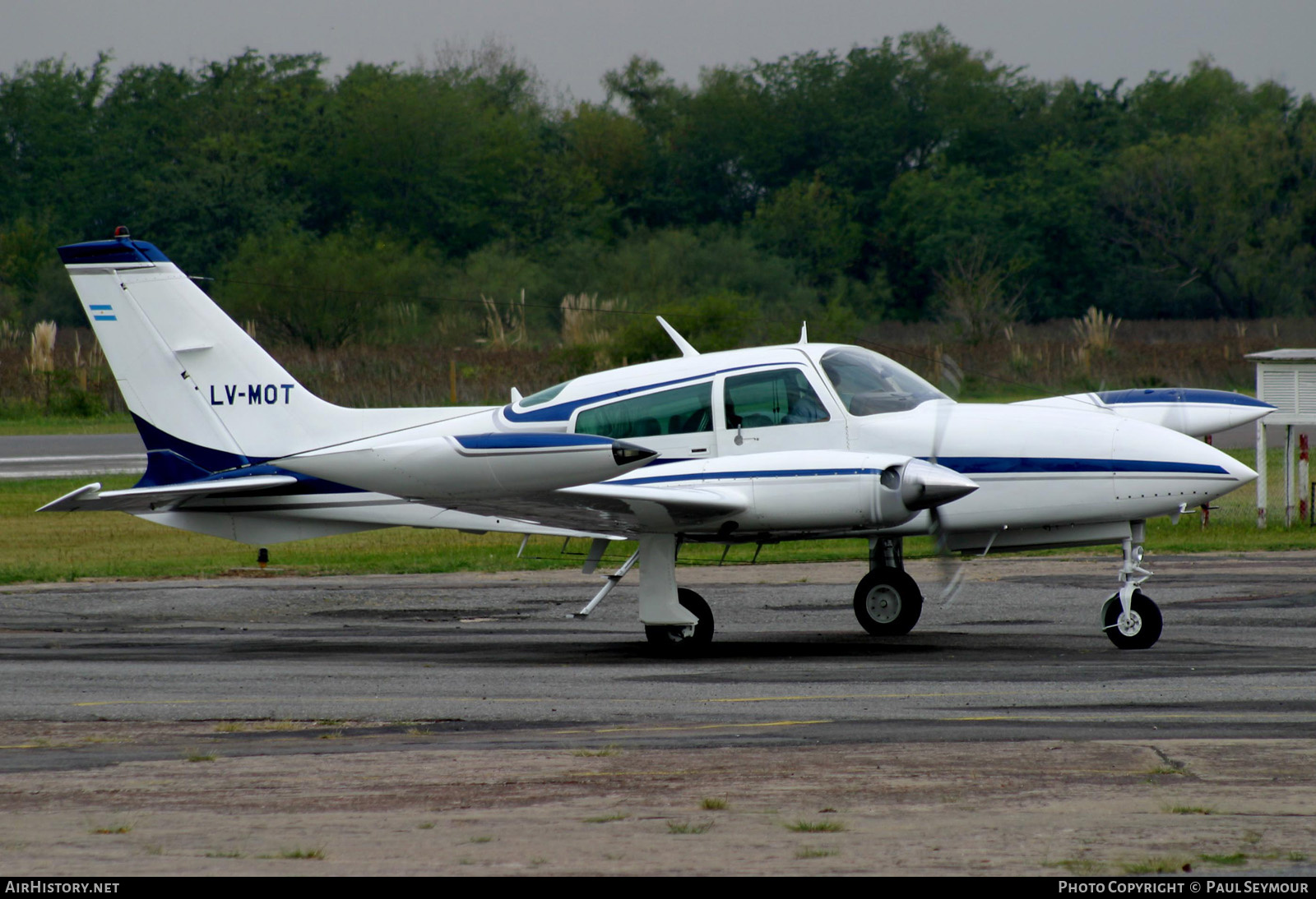 Aircraft Photo of LV-MOT | Cessna 310R II | AirHistory.net #284183