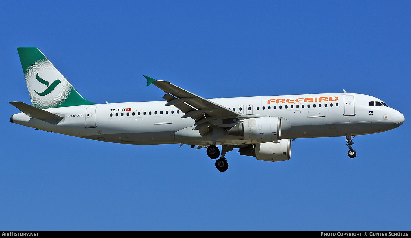 Aircraft Photo of TC-FHY | Airbus A320-214 | Freebird Airlines | AirHistory.net #284187