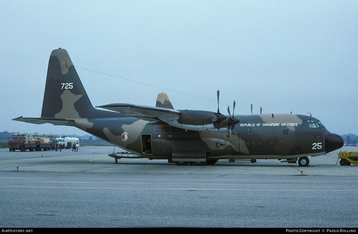 Aircraft Photo of 725 | Lockheed C-130B Hercules (L-282) | Singapore - Air Force | AirHistory.net #284280
