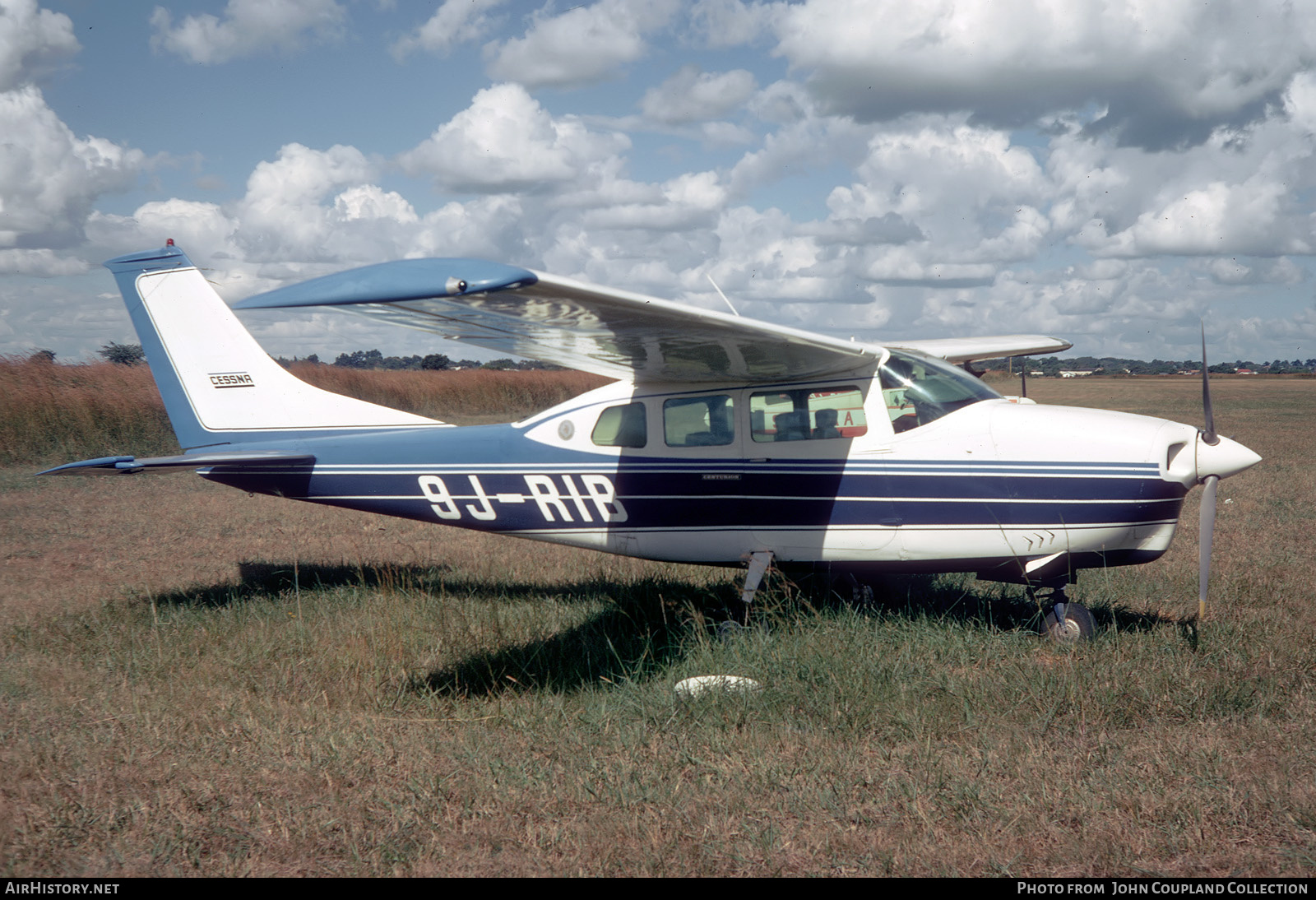 Aircraft Photo of 9J-RIB | Cessna 210H Centurion | AirHistory.net #284288