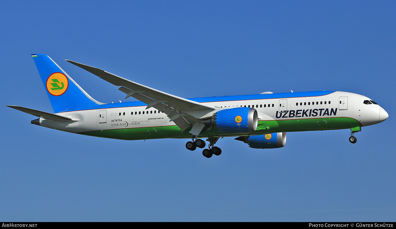 Aircraft Photo of UK78704 | Boeing 787-8 Dreamliner | Uzbekistan Airways | AirHistory.net #284310