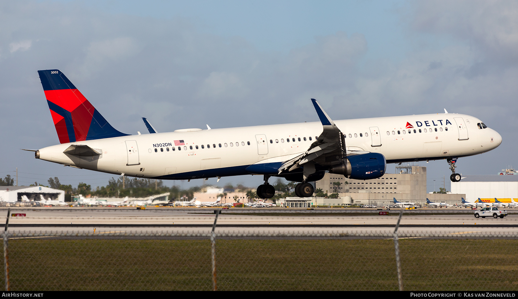 Aircraft Photo of N302DN | Airbus A321-211 | Delta Air Lines | AirHistory.net #284350