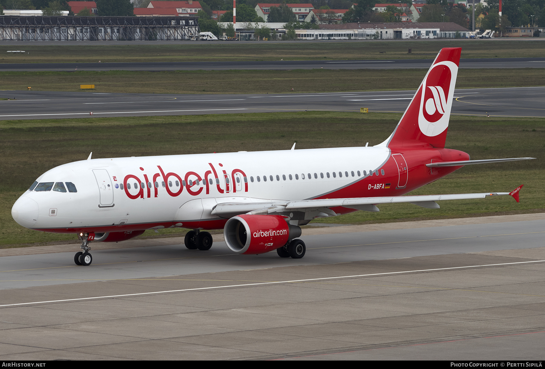 Aircraft Photo of D-ABFA | Airbus A320-214 | Air Berlin | AirHistory.net #284354
