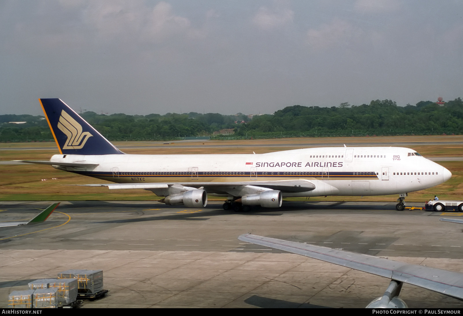 Aircraft Photo of N117KC | Boeing 747-312 | Singapore Airlines | AirHistory.net #284548