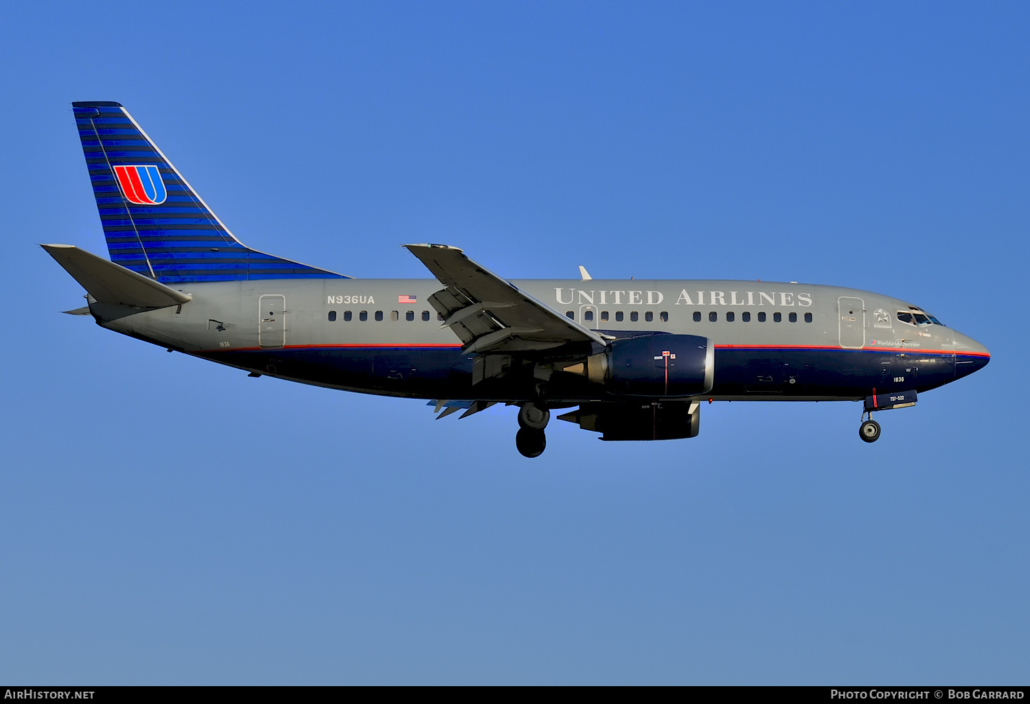 Aircraft Photo of N936UA | Boeing 737-522 | United Airlines | AirHistory.net #284592
