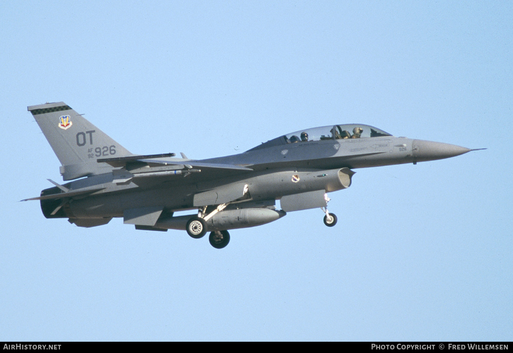 Aircraft Photo of 92-3926 / AF92-926 | Lockheed Martin F-16DM Fighting Falcon | USA - Air Force | AirHistory.net #284643