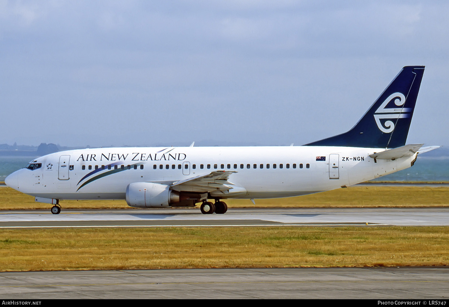 Aircraft Photo of ZK-NGN | Boeing 737-33S | Air New Zealand | AirHistory.net #284699