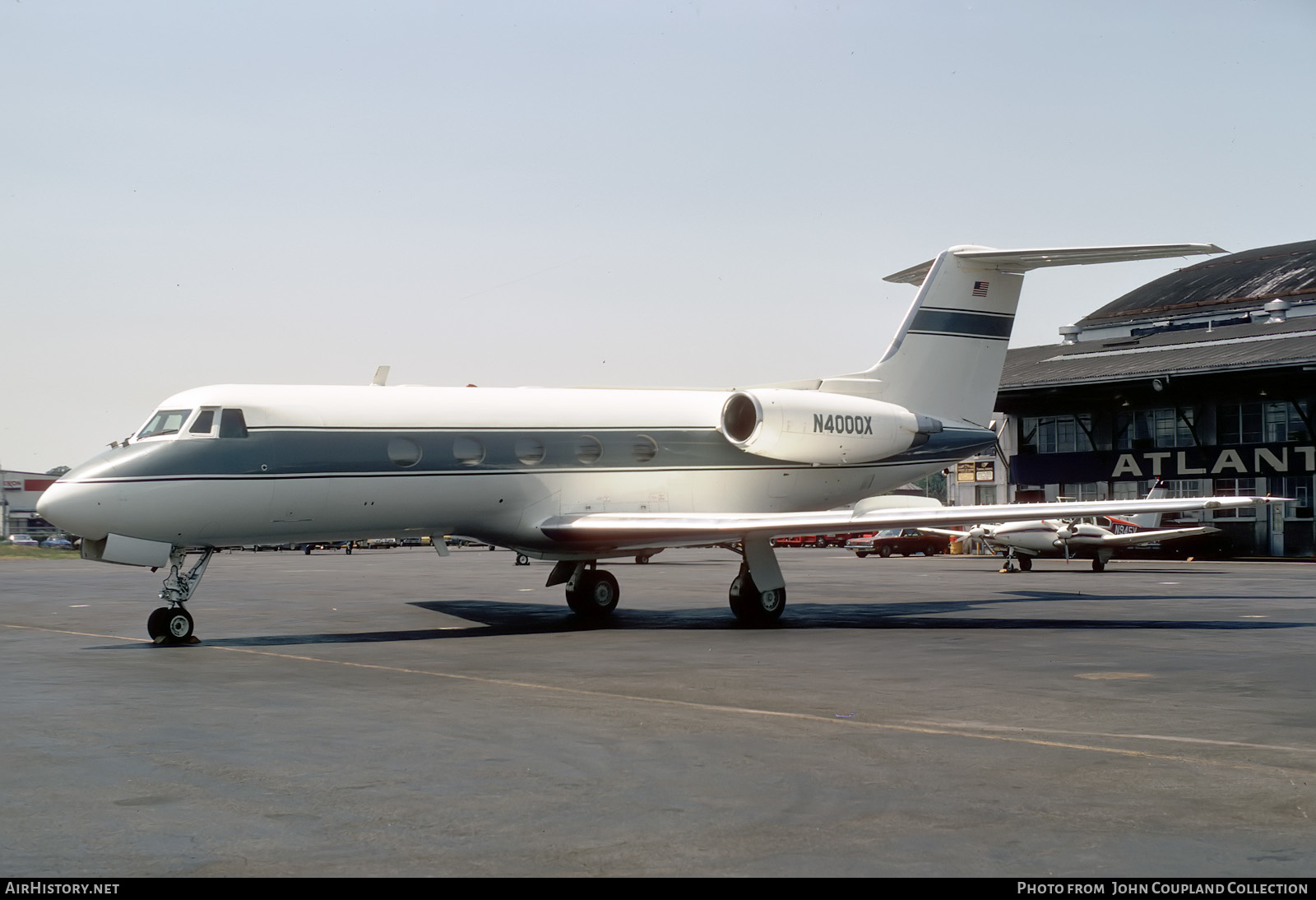 Aircraft Photo of N4000X | Grumman American G-1159 Gulfstream II | AirHistory.net #284900