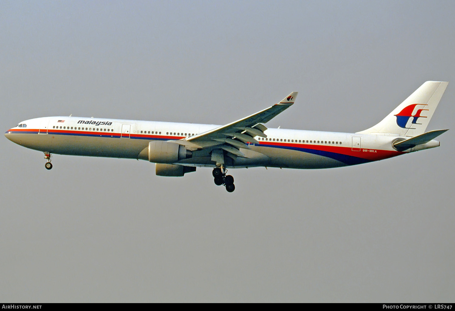 Aircraft Photo of 9M-MKA | Airbus A330-322 | Malaysia Airlines | AirHistory.net #284922