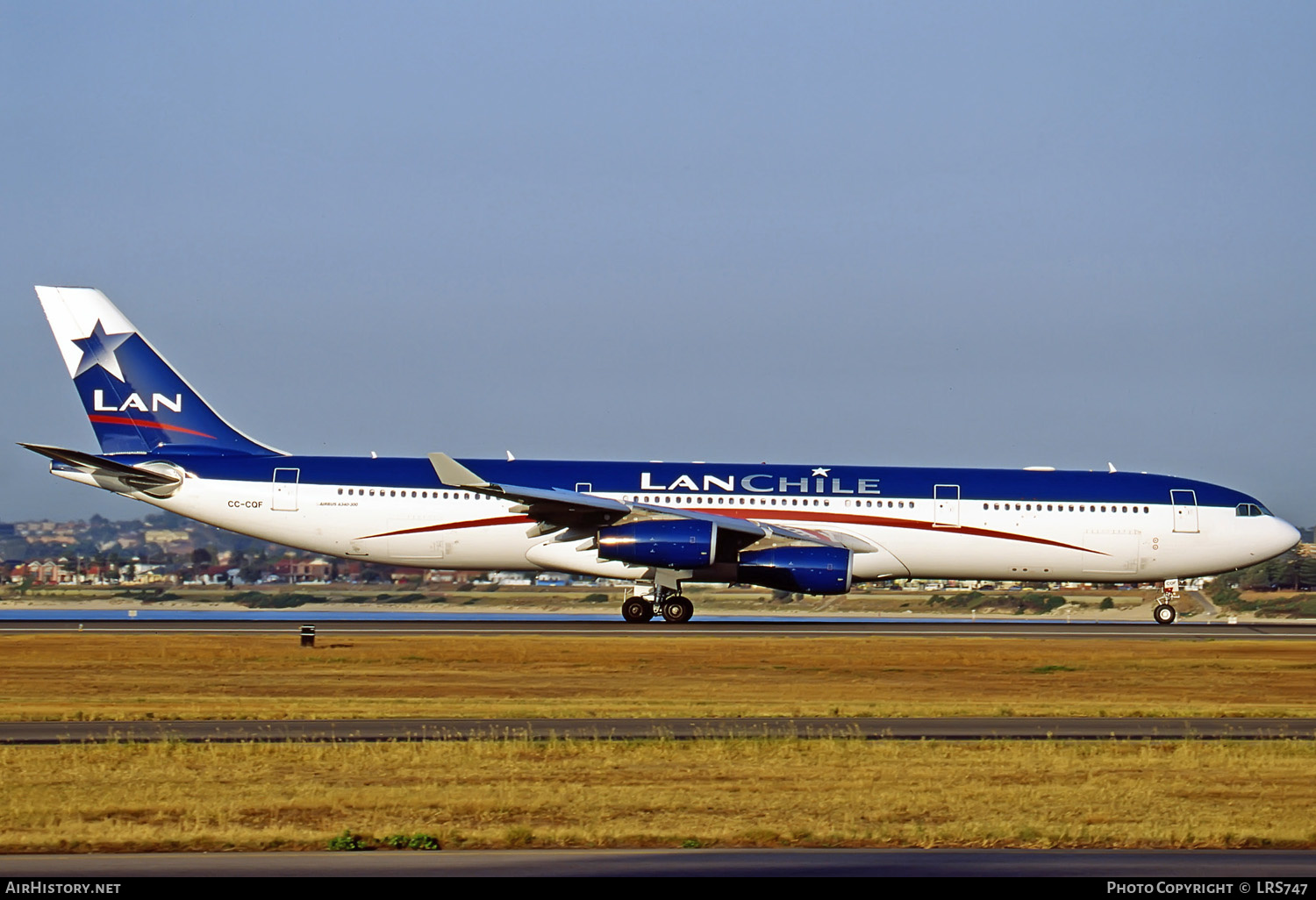 Aircraft Photo of CC-CQF | Airbus A340-313X | LAN Chile - Línea Aérea Nacional | AirHistory.net #285183