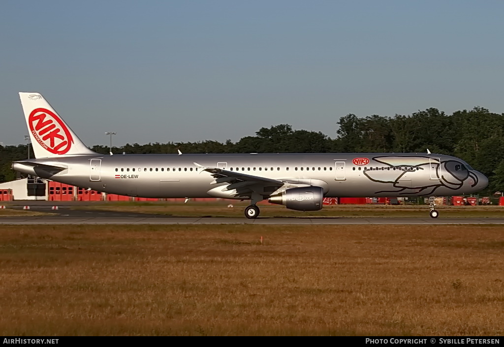 Aircraft Photo of OE-LEW | Airbus A321-211 | Niki | AirHistory.net #285280