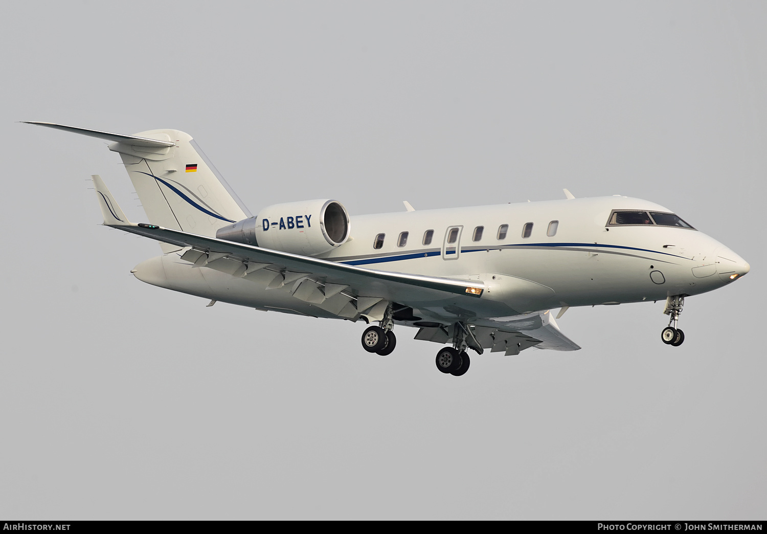 Aircraft Photo of D-ABEY | Bombardier Challenger 605 (CL-600-2B16) | AirHistory.net #285360