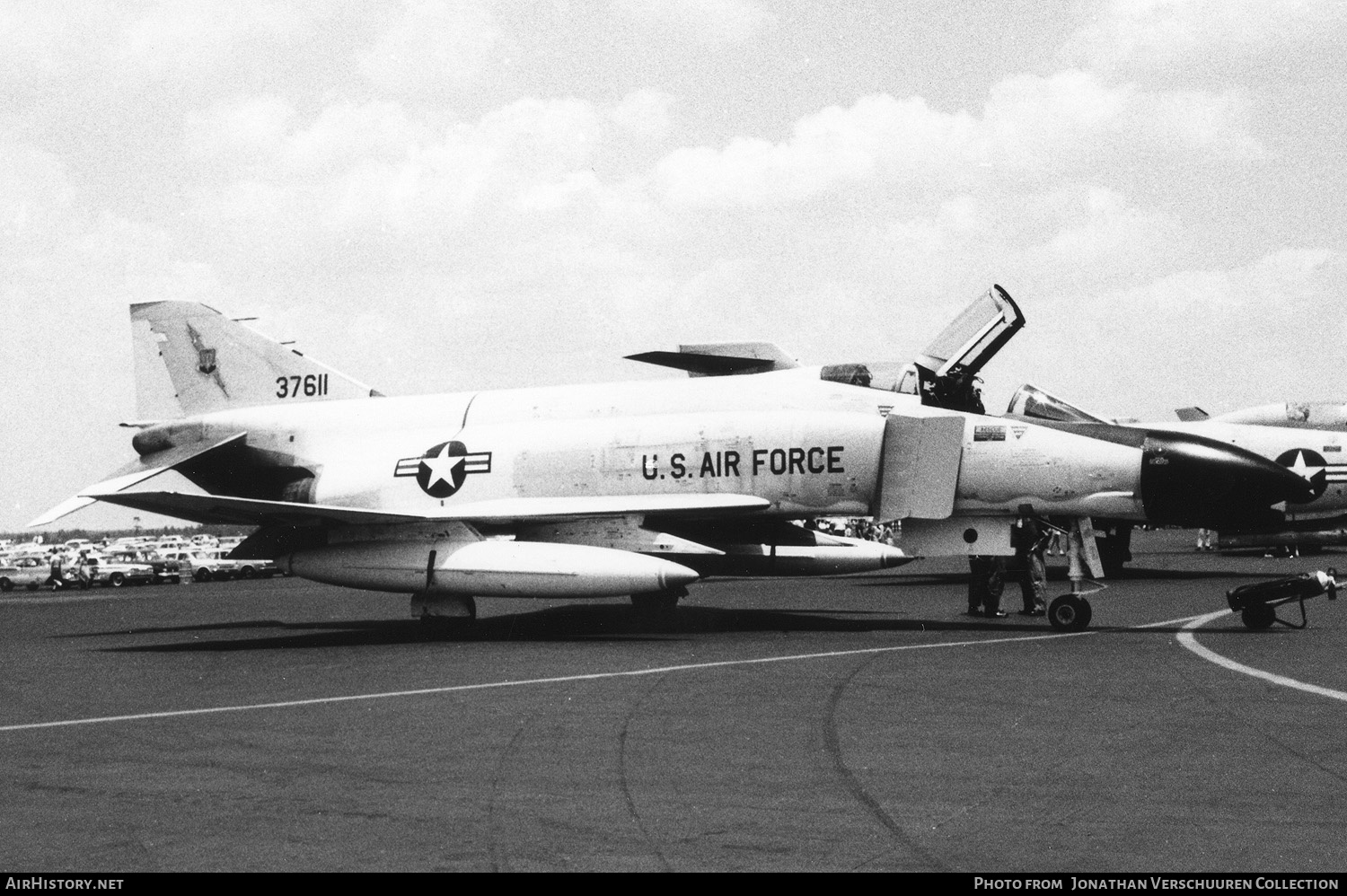 Aircraft Photo of 63-7611 / 37611 | McDonnell F-4C Phantom II | USA - Air Force | AirHistory.net #285387