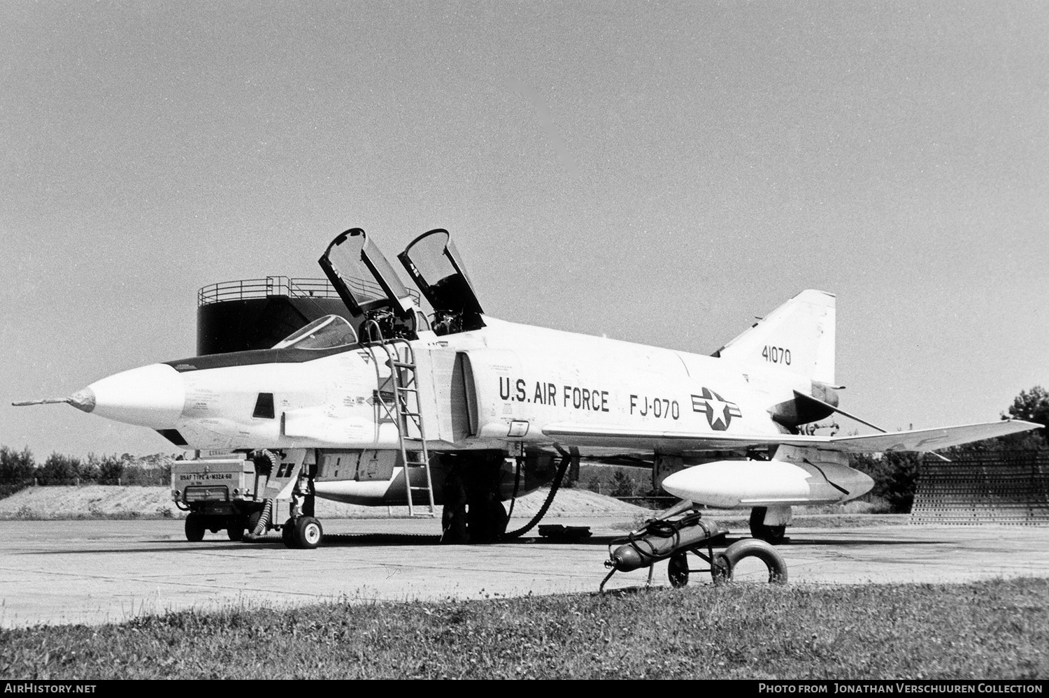 Aircraft Photo of 64-1070 / 41070 | McDonnell RF-4C Phantom II | USA - Air Force | AirHistory.net #285388
