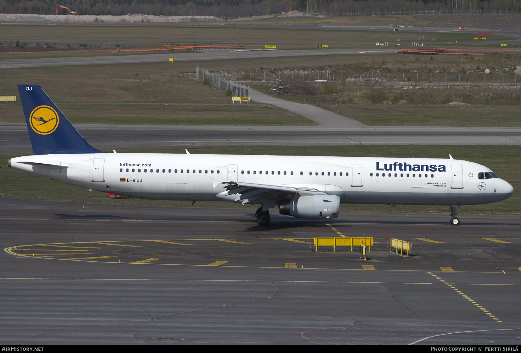 Aircraft Photo of D-AIDJ | Airbus A321-231 | Lufthansa | AirHistory.net #285502