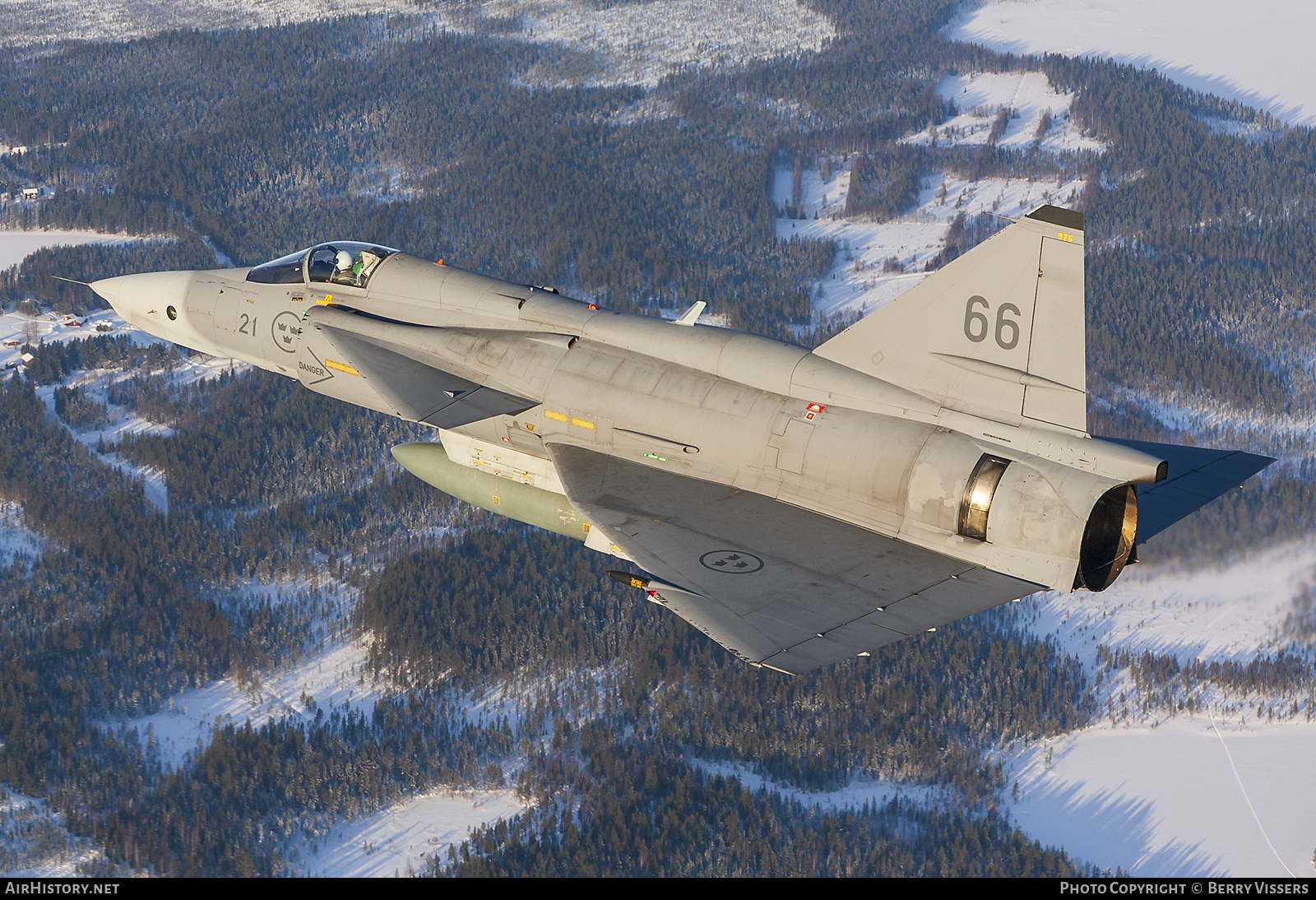 Aircraft Photo of 37976 | Saab AJSF37 Viggen | Sweden - Air Force | AirHistory.net #285544