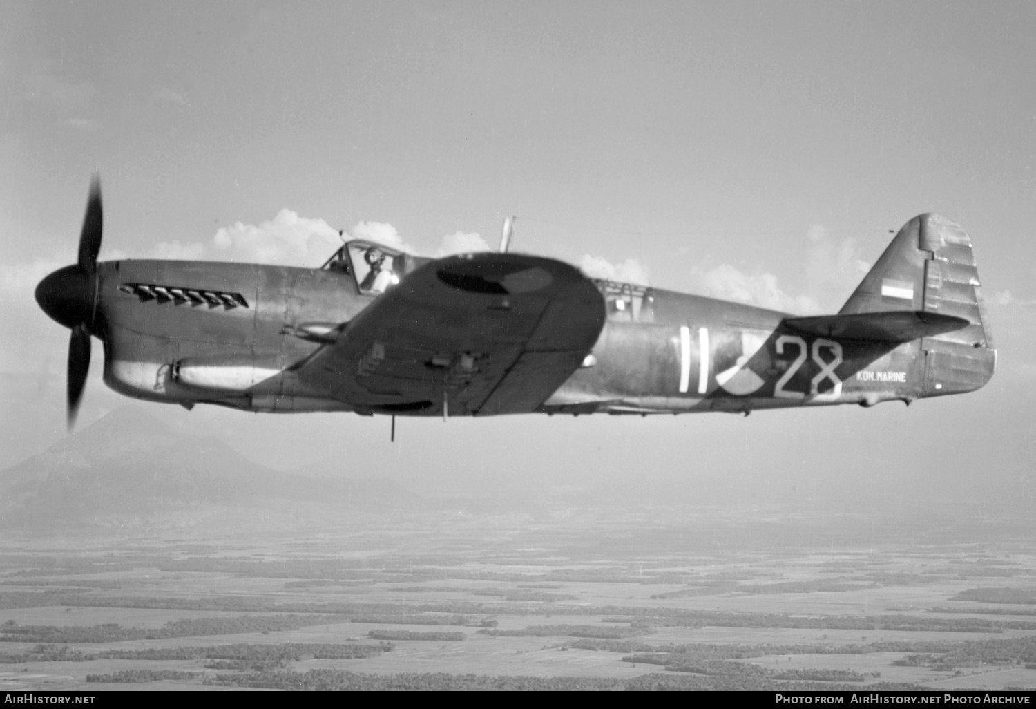 Aircraft Photo of 11-28 | Fairey Firefly FR1 | Netherlands - Navy | AirHistory.net #285561