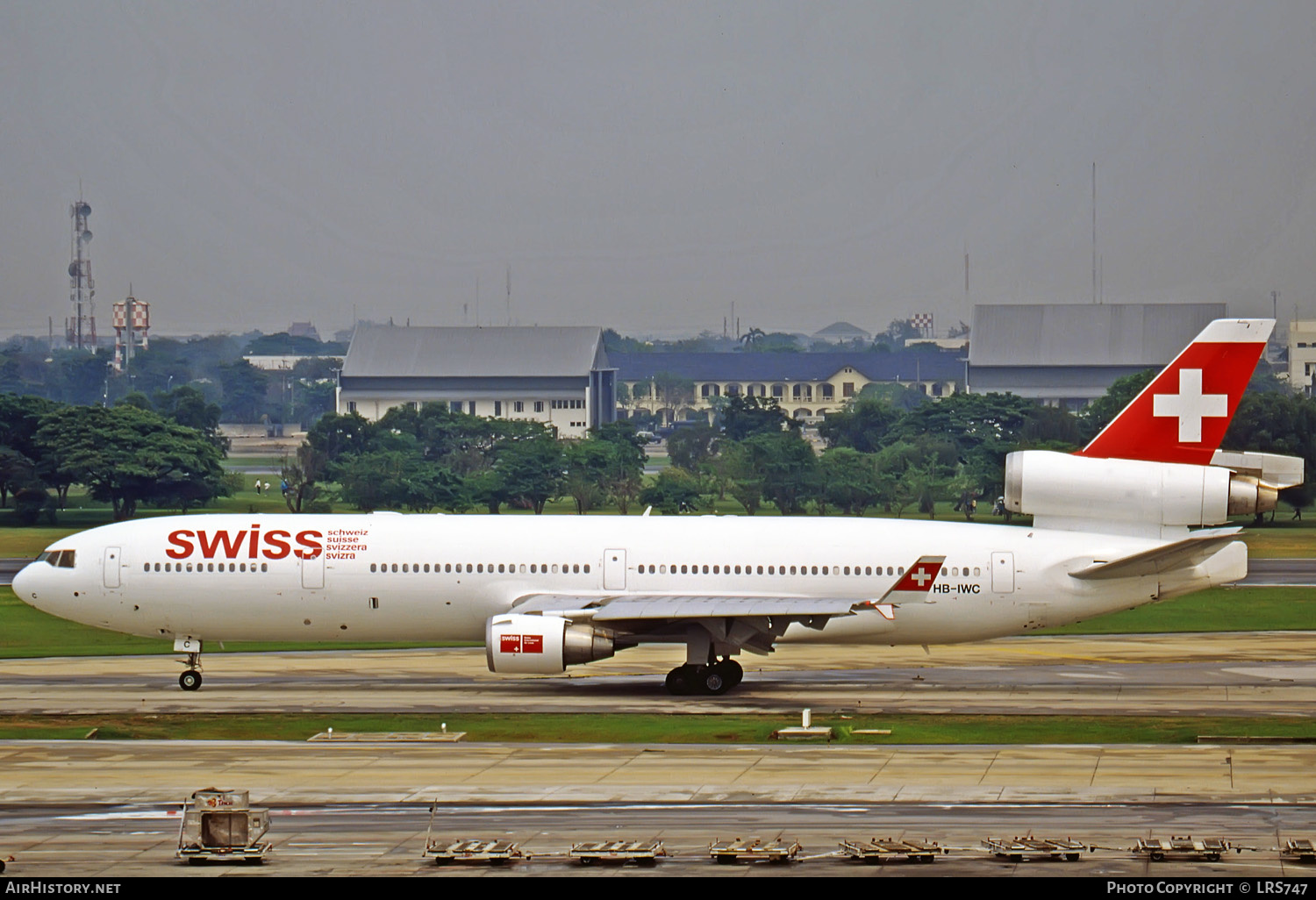 Aircraft Photo of HB-IWC | McDonnell Douglas MD-11 | Swiss International Air Lines | AirHistory.net #285576