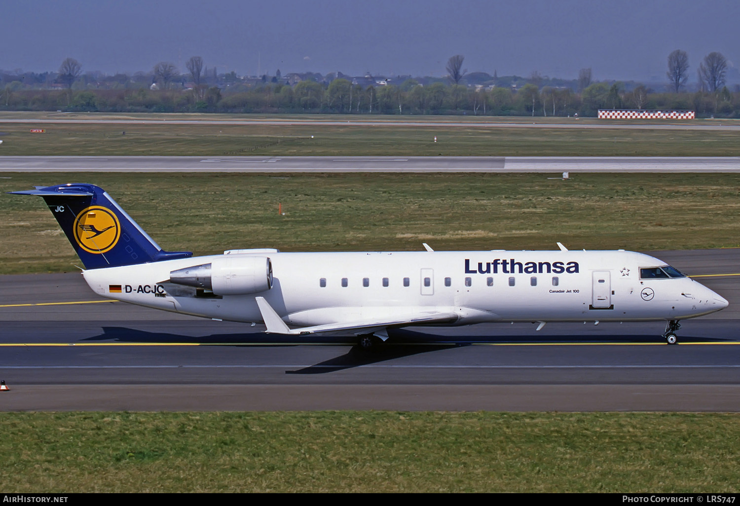 Aircraft Photo of D-ACJC | Canadair CRJ-200LR (CL-600-2B19) | Lufthansa | AirHistory.net #285586