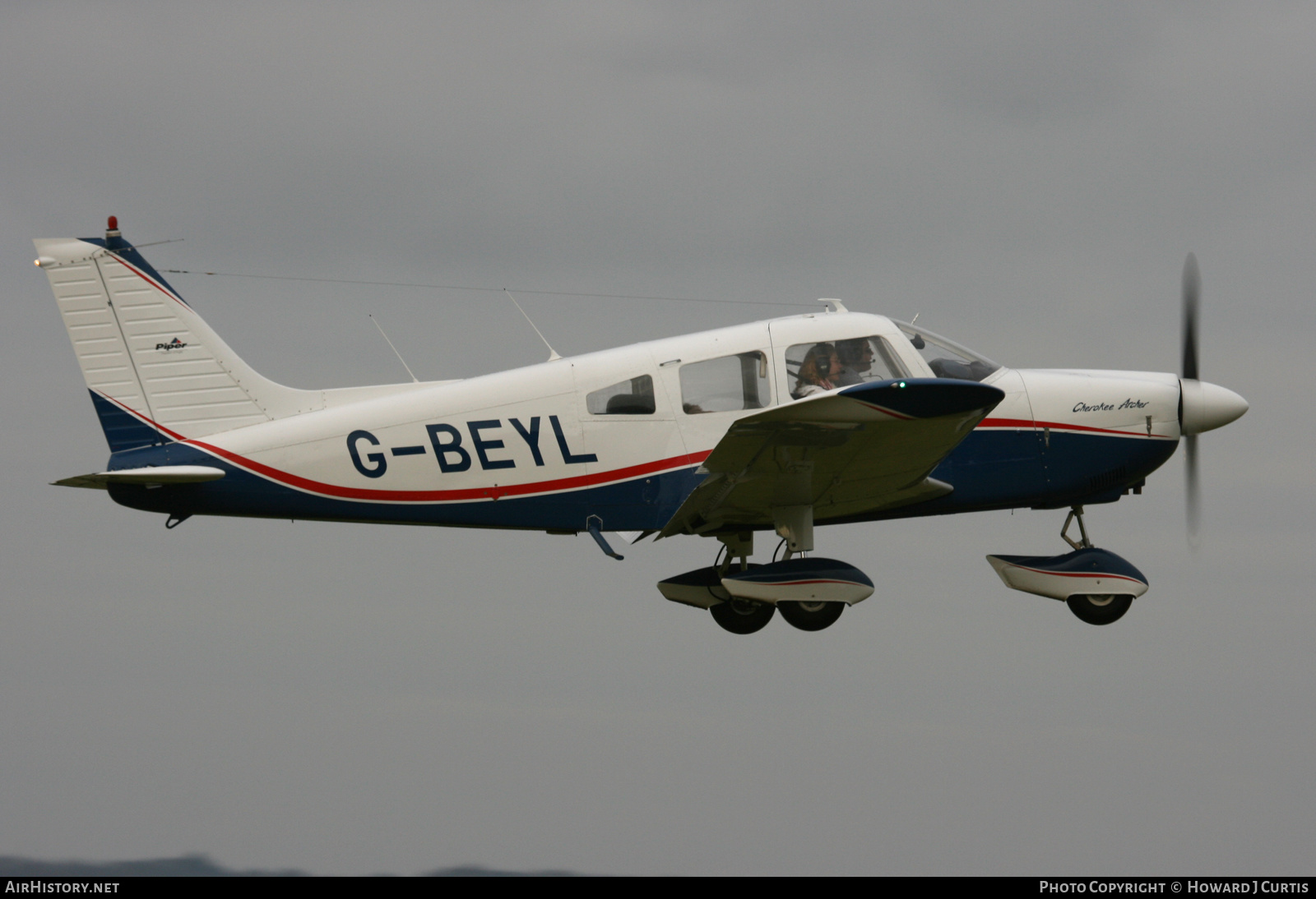 Aircraft Photo of G-BEYL | Piper PA-28-180 Cherokee Archer | AirHistory.net #285741