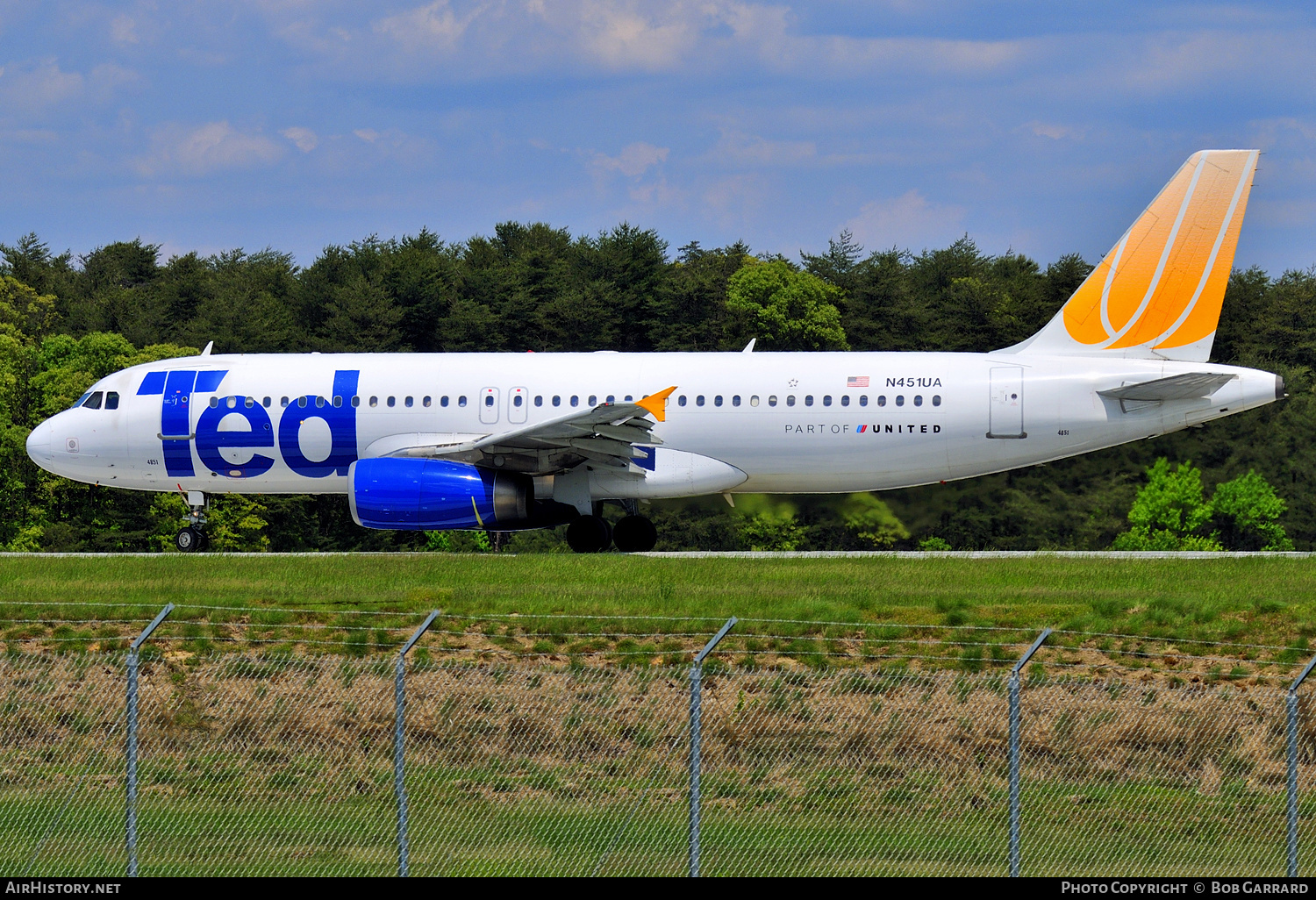 Aircraft Photo of N451UA | Airbus A320-232 | Ted | AirHistory.net #285799