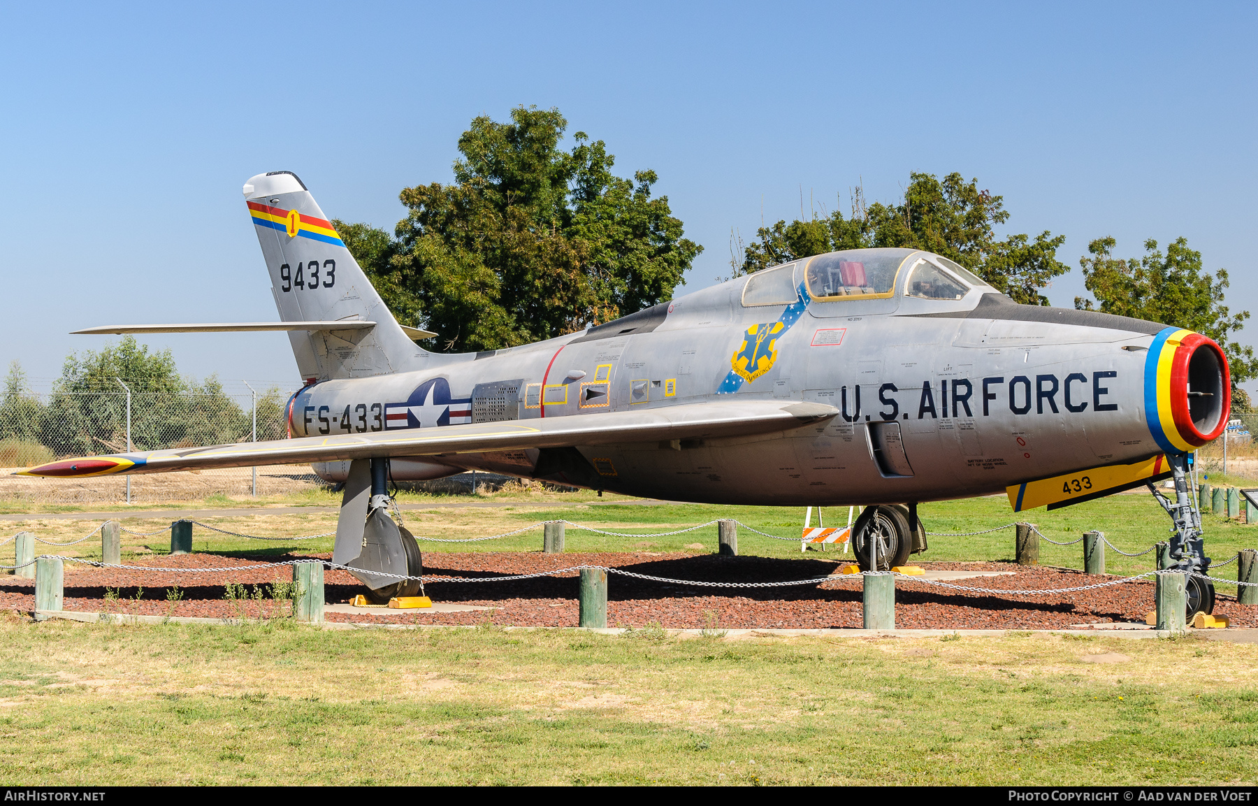 Aircraft Photo of 51-9433 / 9433 | Republic F-84F Thunderstreak | USA - Air Force | AirHistory.net #285827