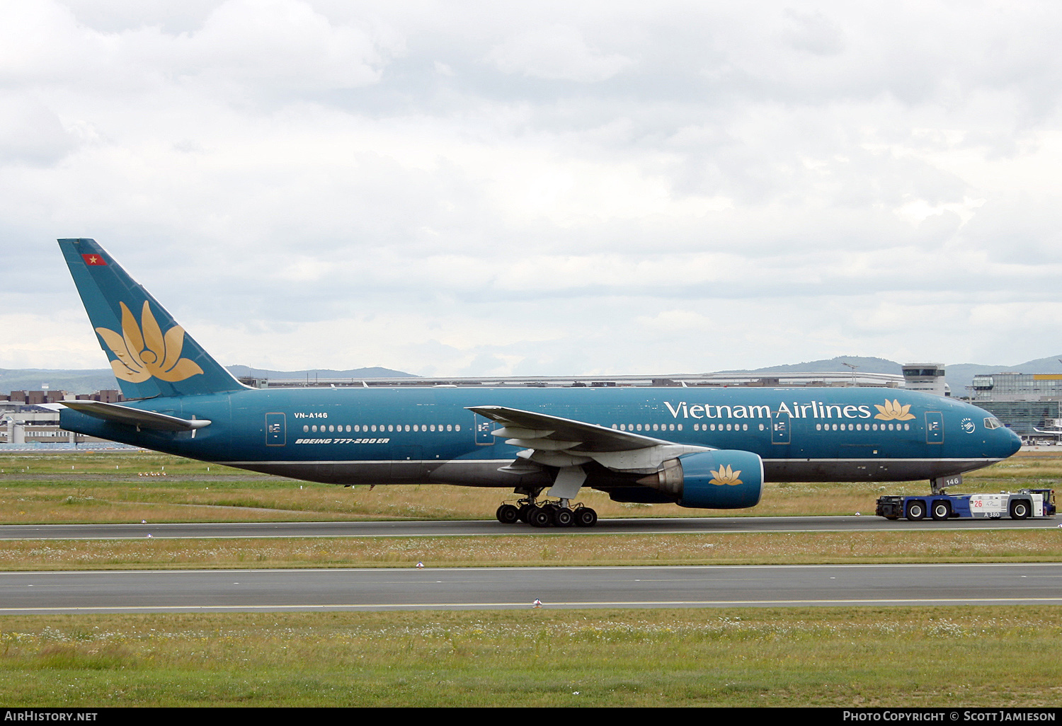 Aircraft Photo of VN-A146 | Boeing 777-26K/ER | Vietnam Airlines | AirHistory.net #285891