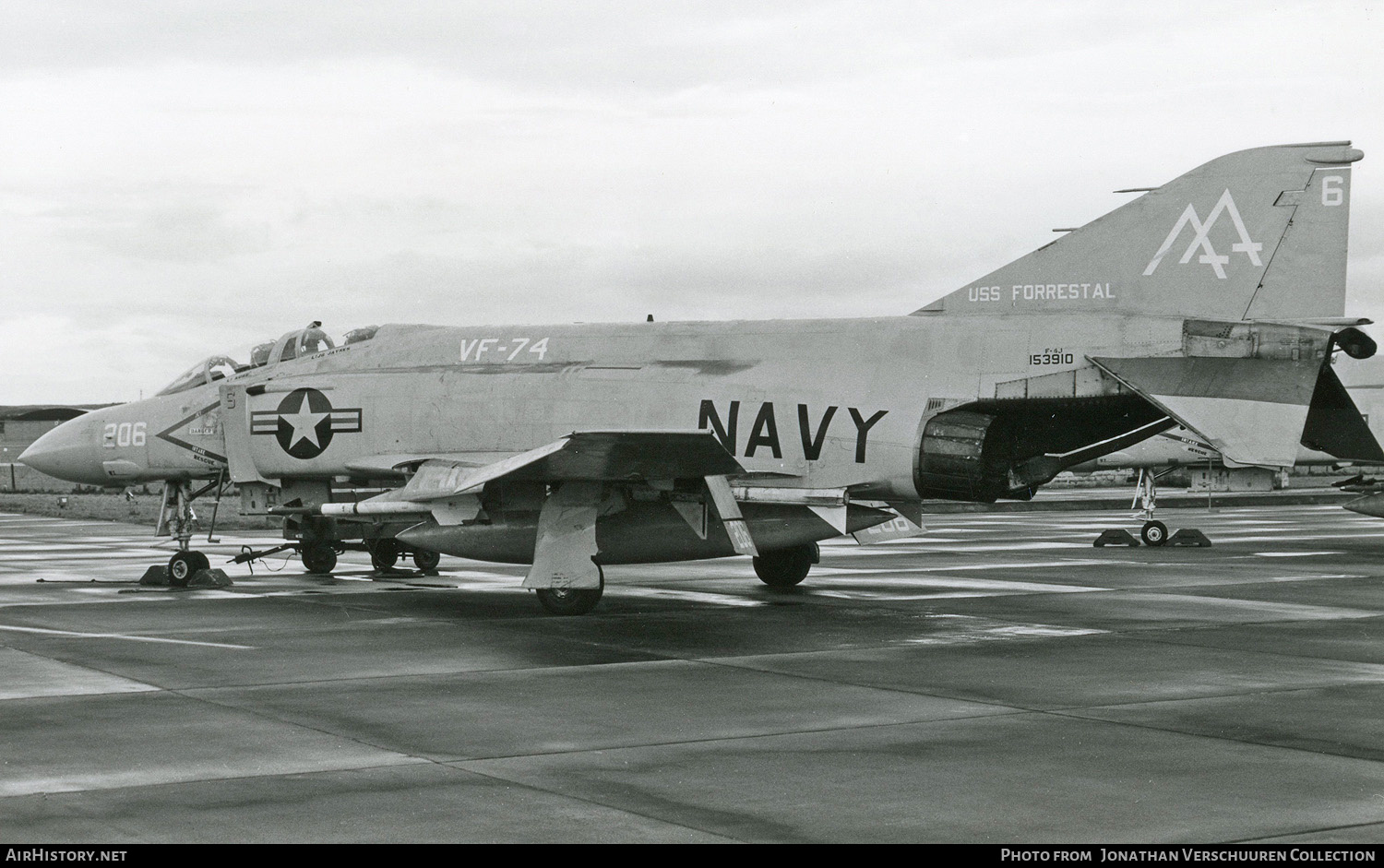 Aircraft Photo of 153910 | McDonnell Douglas F-4J Phantom II | USA - Navy | AirHistory.net #285909
