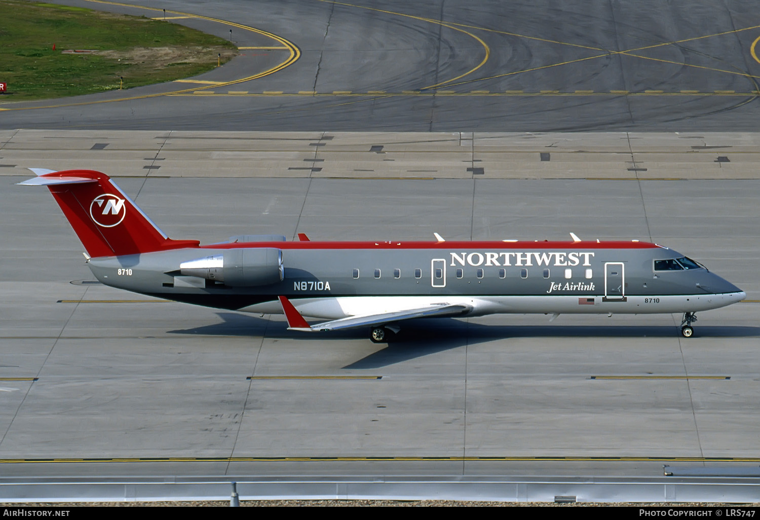 Aircraft Photo of N8710A | Bombardier CRJ-440 (CL-600-2B19) | Northwest Jet Airlink | AirHistory.net #286026