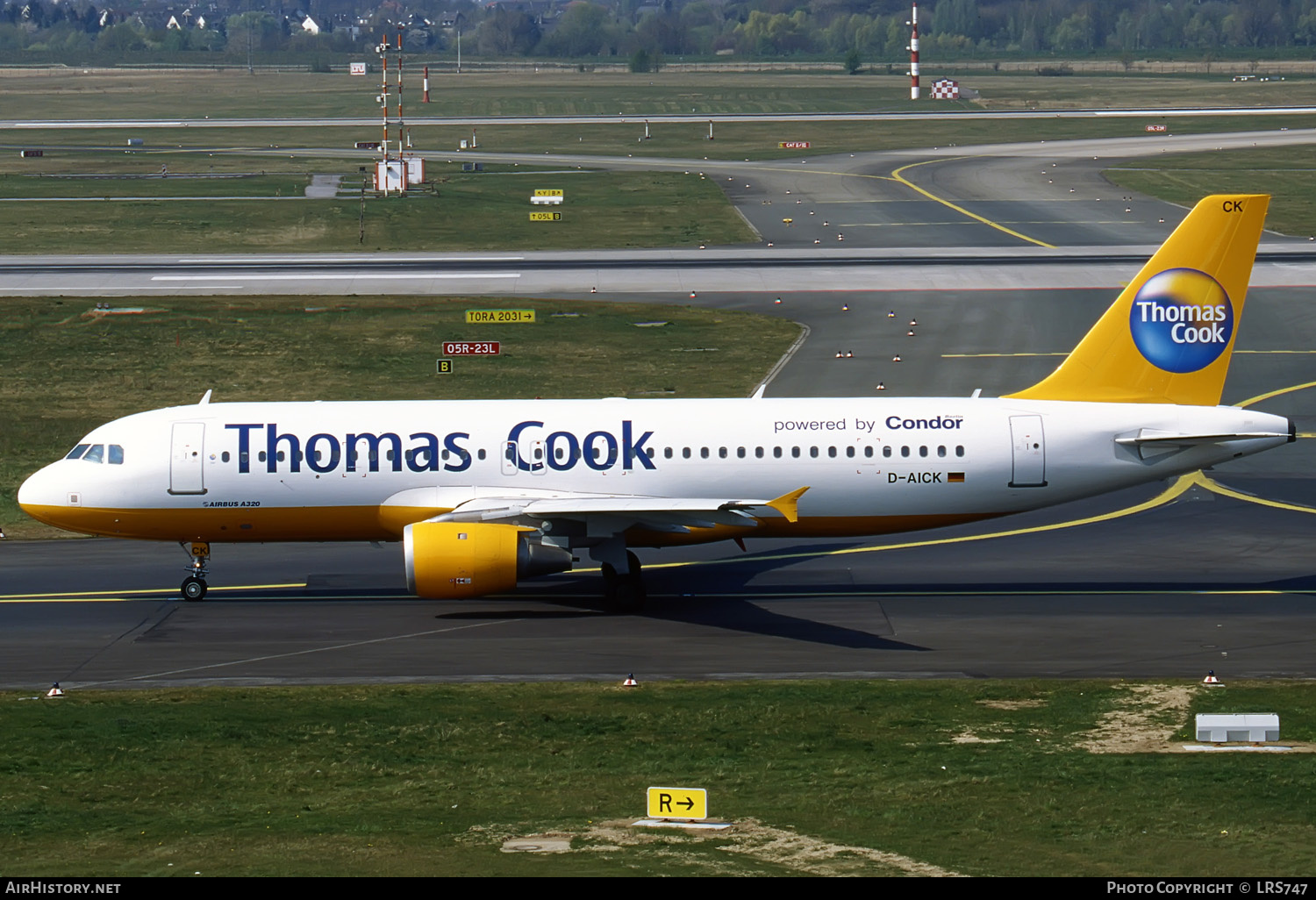 Aircraft Photo of D-AICK | Airbus A320-212 | Thomas Cook Airlines | AirHistory.net #286030
