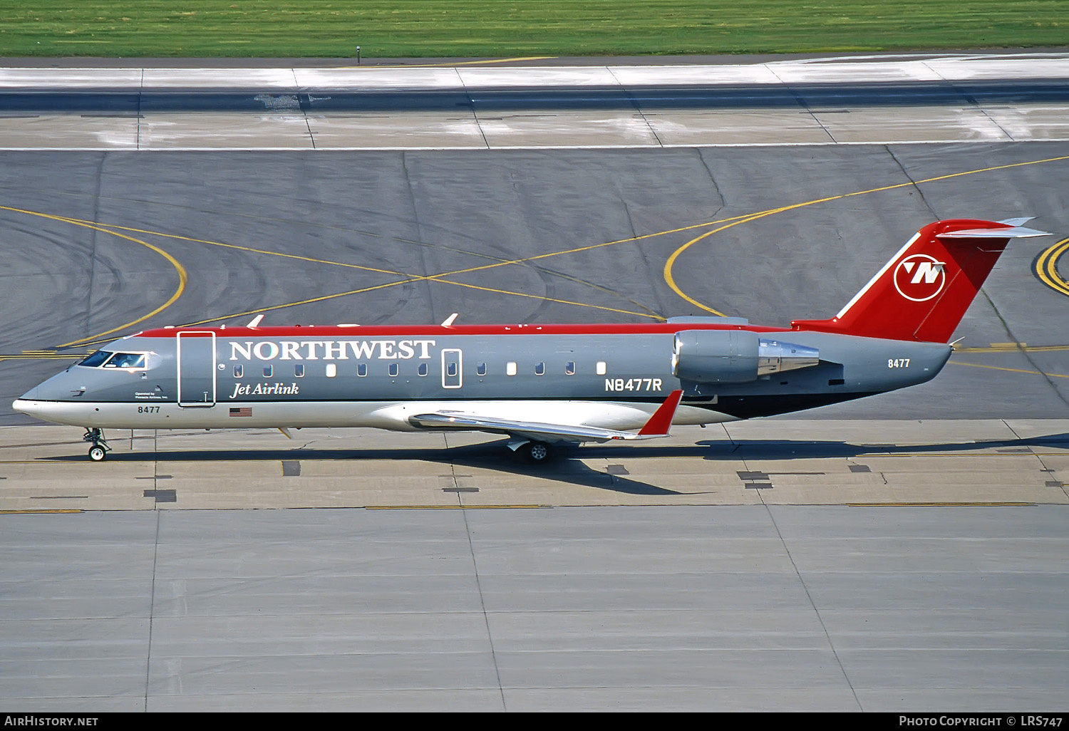 Aircraft Photo of N8477R | Bombardier CRJ-440 (CL-600-2B19) | Northwest Jet Airlink | AirHistory.net #286037