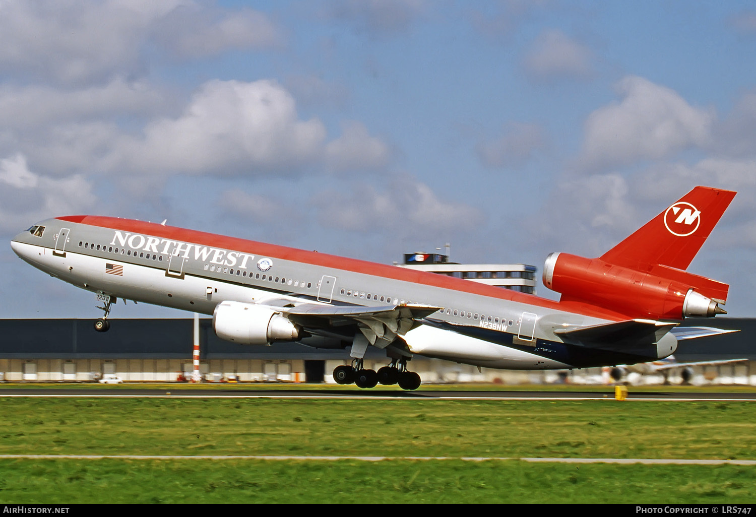 Aircraft Photo of N238NW | McDonnell Douglas DC-10-30 | Northwest Airlines | AirHistory.net #286057