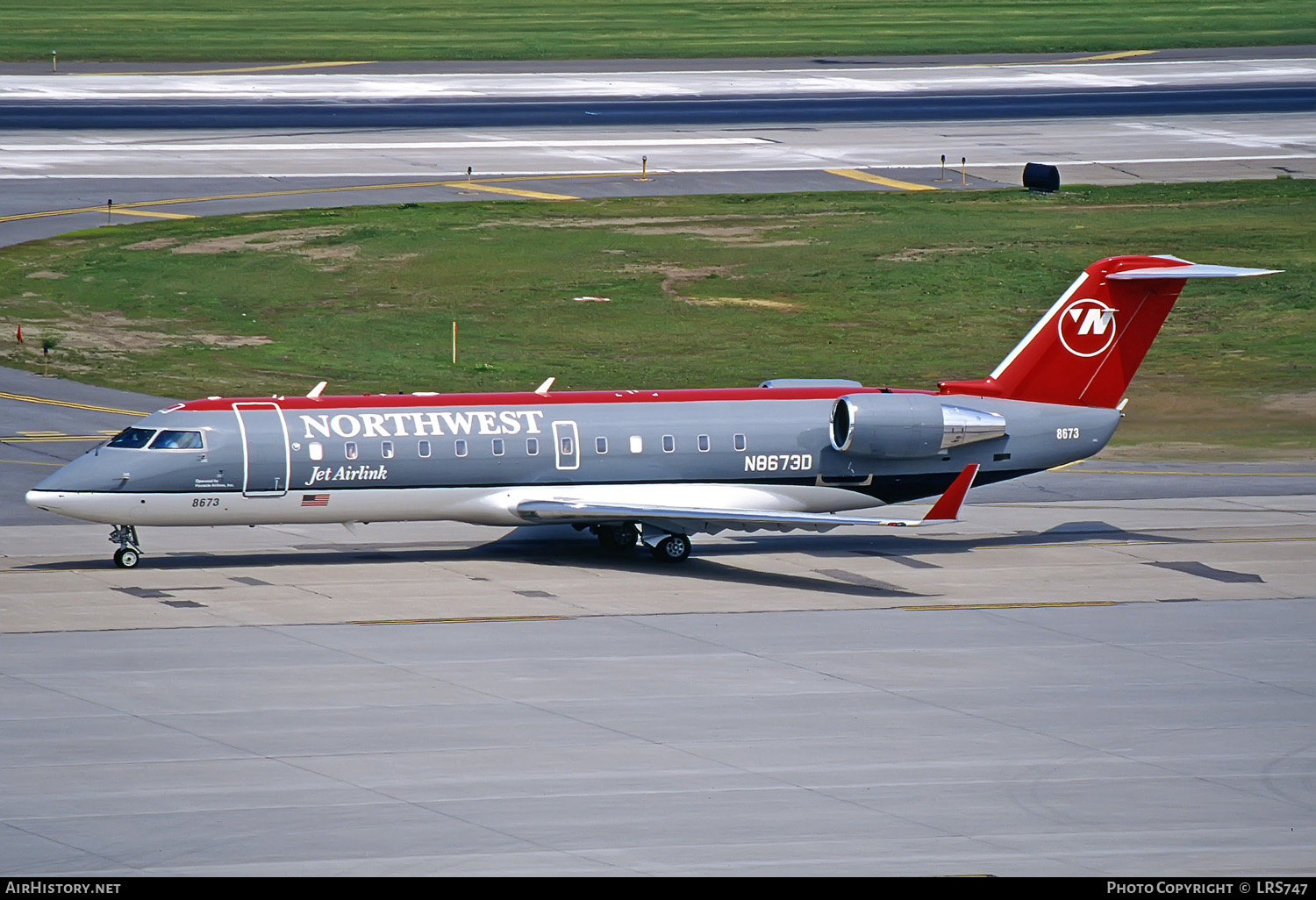 Aircraft Photo of N8673D | Bombardier CRJ-440 (CL-600-2B19) | Northwest Jet Airlink | AirHistory.net #286061