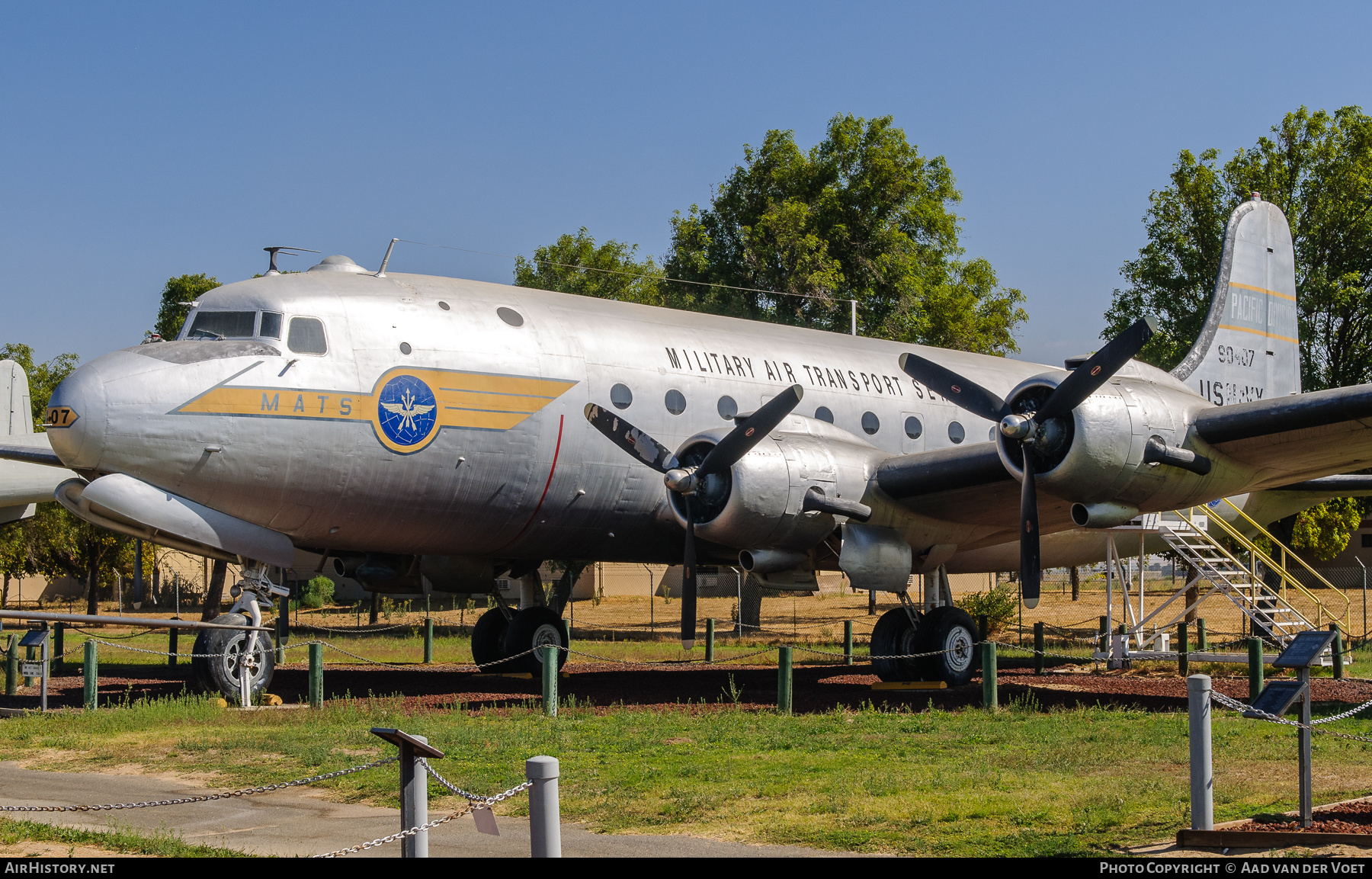 Aircraft Photo of 90407 | Douglas C-54R Skymaster | USA - Navy | AirHistory.net #286117