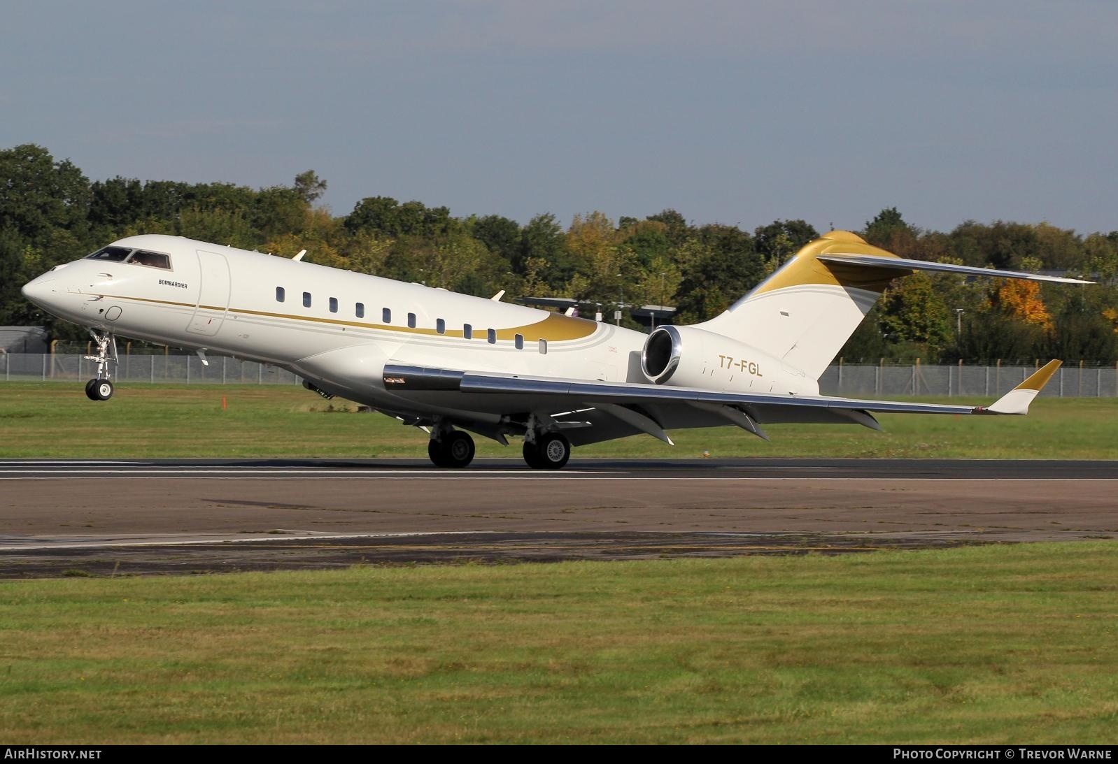 Aircraft Photo of T7-FGL | Bombardier Global 5000 (BD-700-1A11) | AirHistory.net #286147