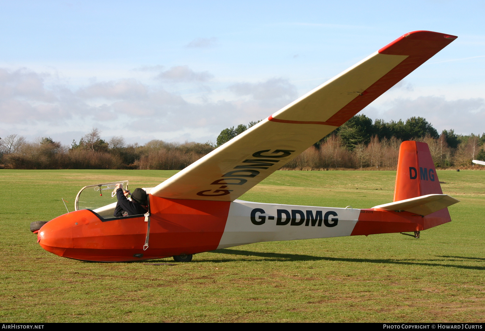 Aircraft Photo of G-DDMG | Schleicher K-8B | AirHistory.net #286148