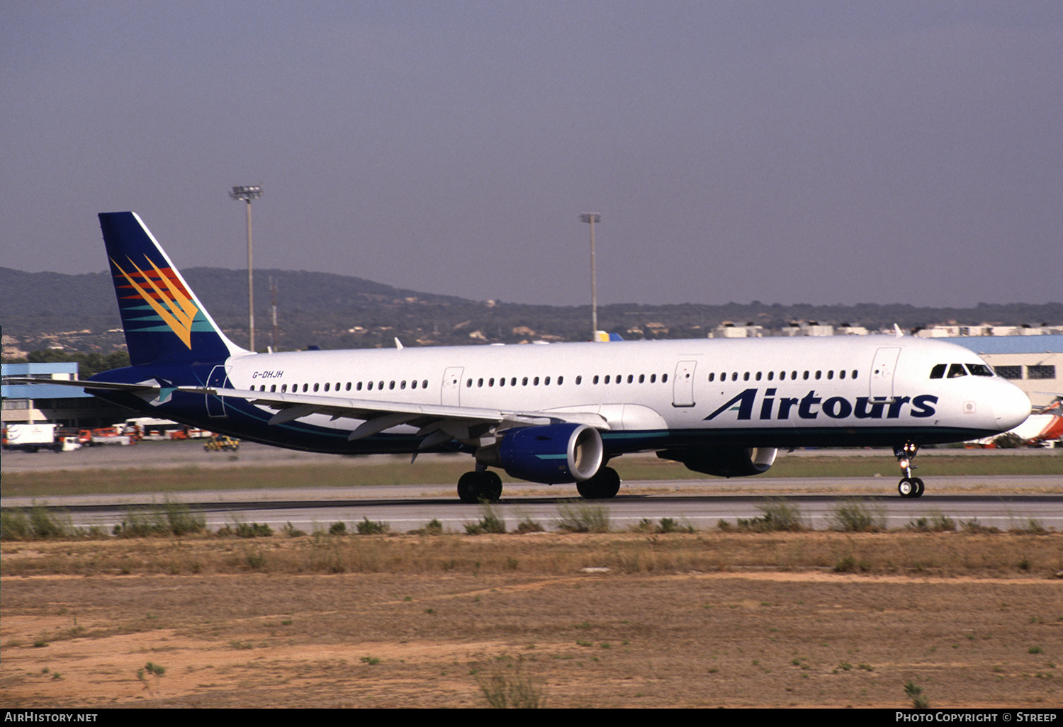Aircraft Photo of G-DHJH | Airbus A321-211 | Airtours International | AirHistory.net #286205