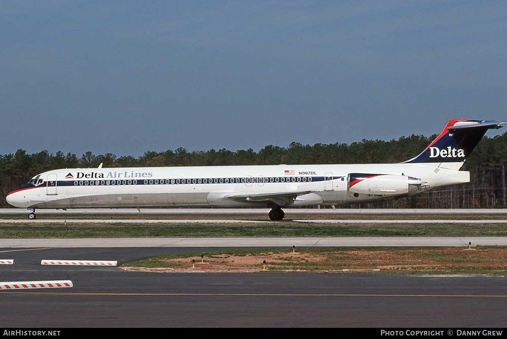 Aircraft Photo of N907DL | McDonnell Douglas MD-88 | Delta Air Lines | AirHistory.net #286233