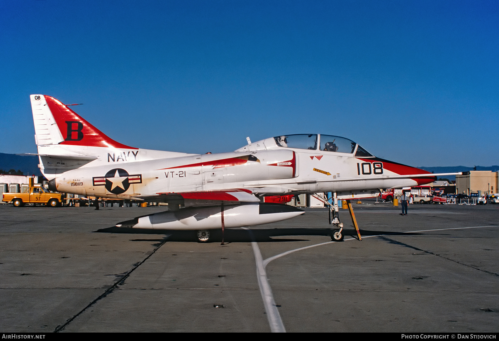 Aircraft Photo of 158119 | McDonnell Douglas TA-4J Skyhawk | USA - Navy | AirHistory.net #286310