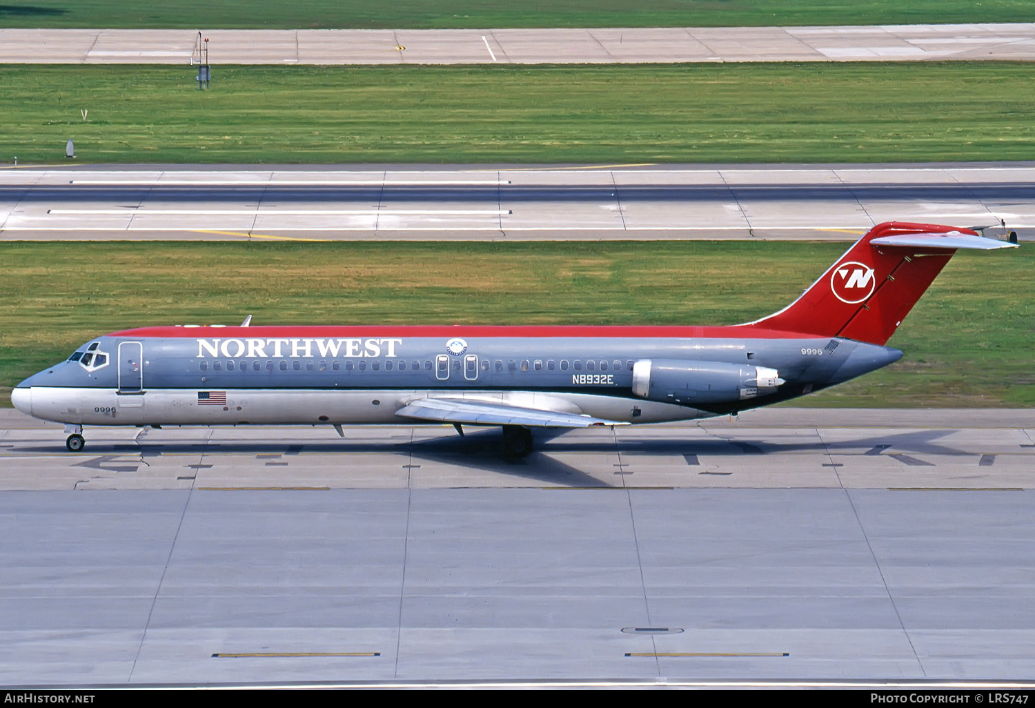 Aircraft Photo of N8932E | McDonnell Douglas DC-9-31 | Northwest Airlines | AirHistory.net #286388